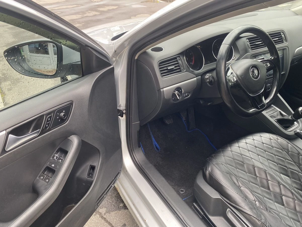Volkswagen Jetta