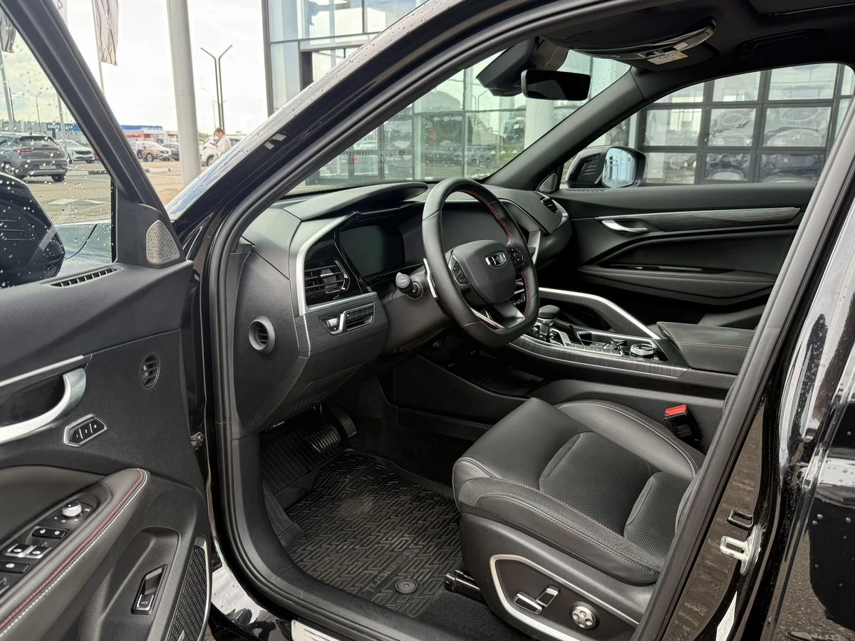 Geely Tugella