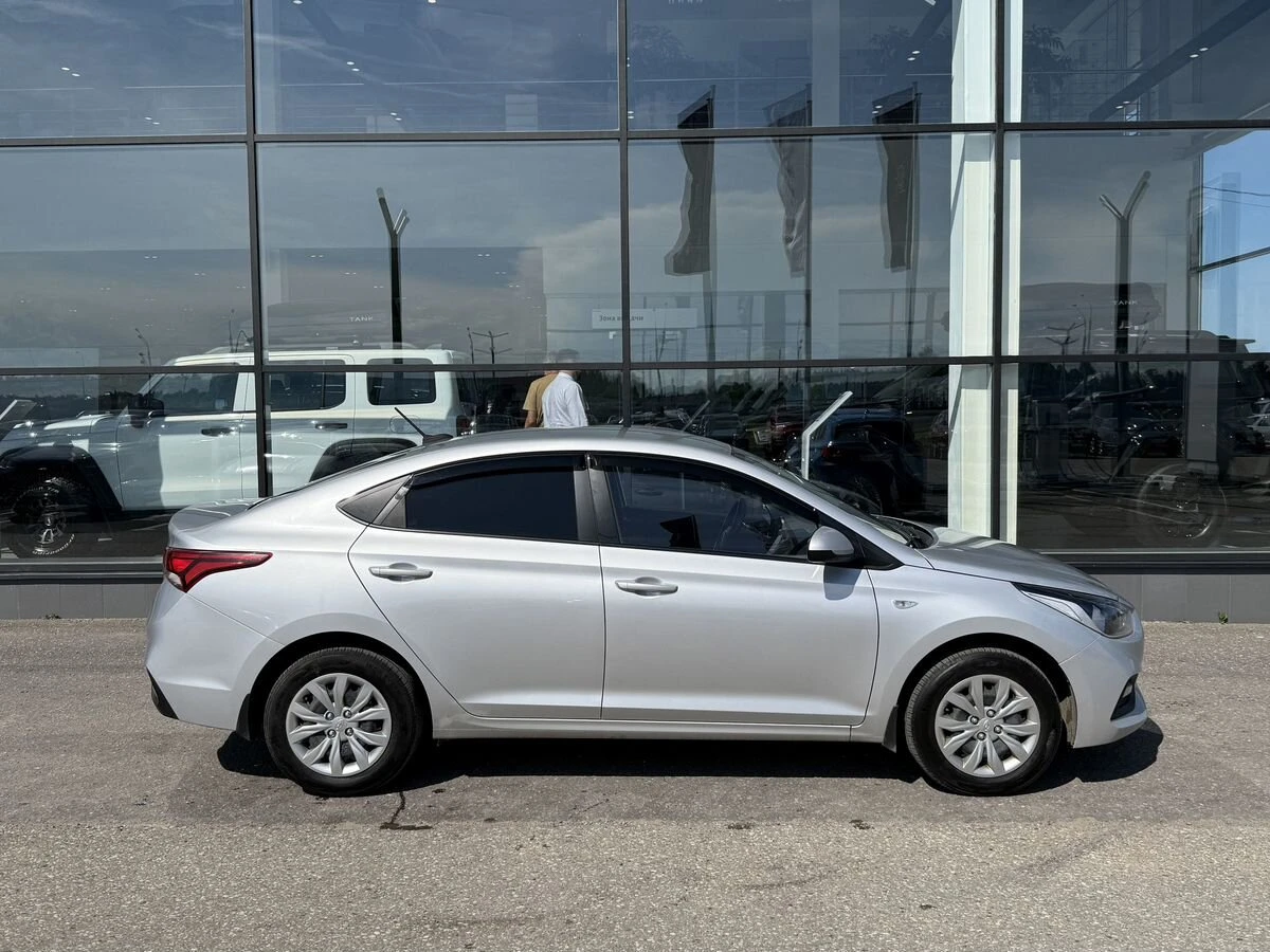Hyundai Solaris