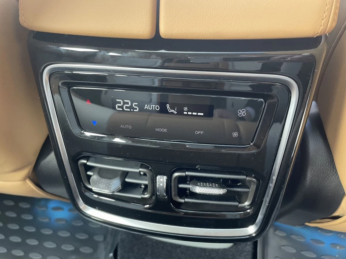 JETOUR X70 PLUS