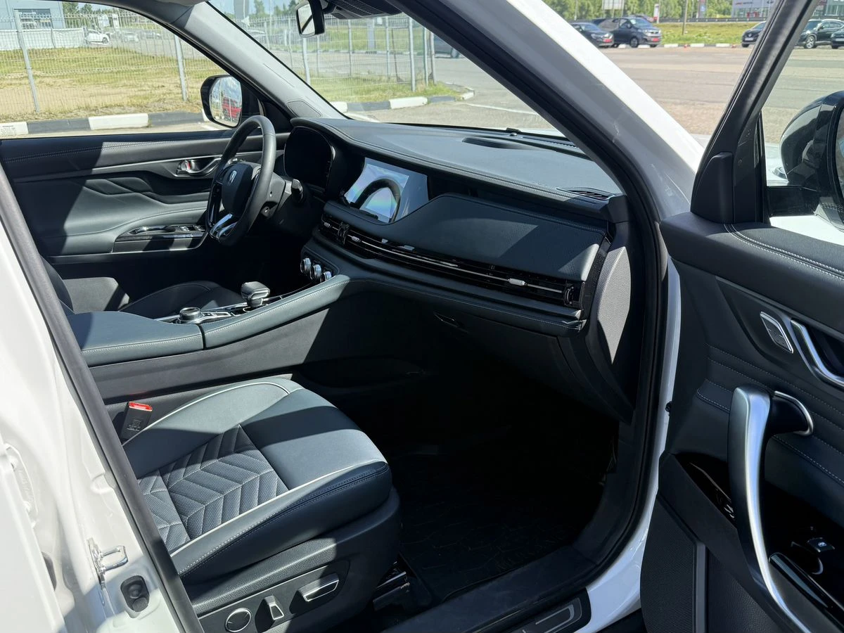 Changan CS95