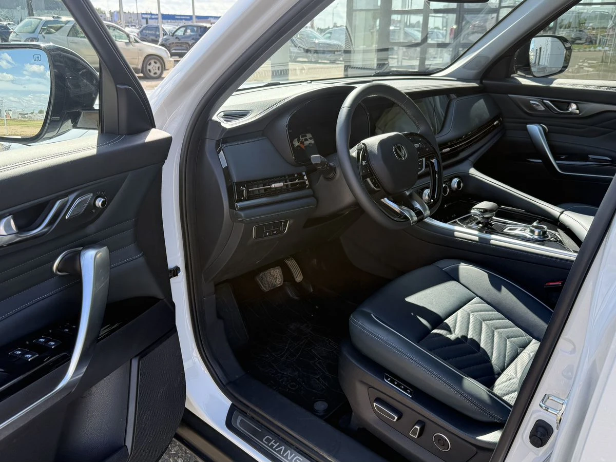 Changan CS95