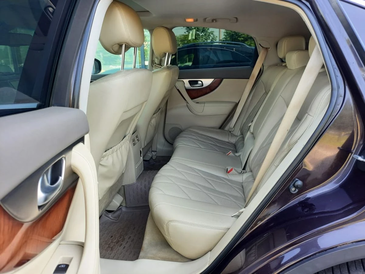 Infiniti FX