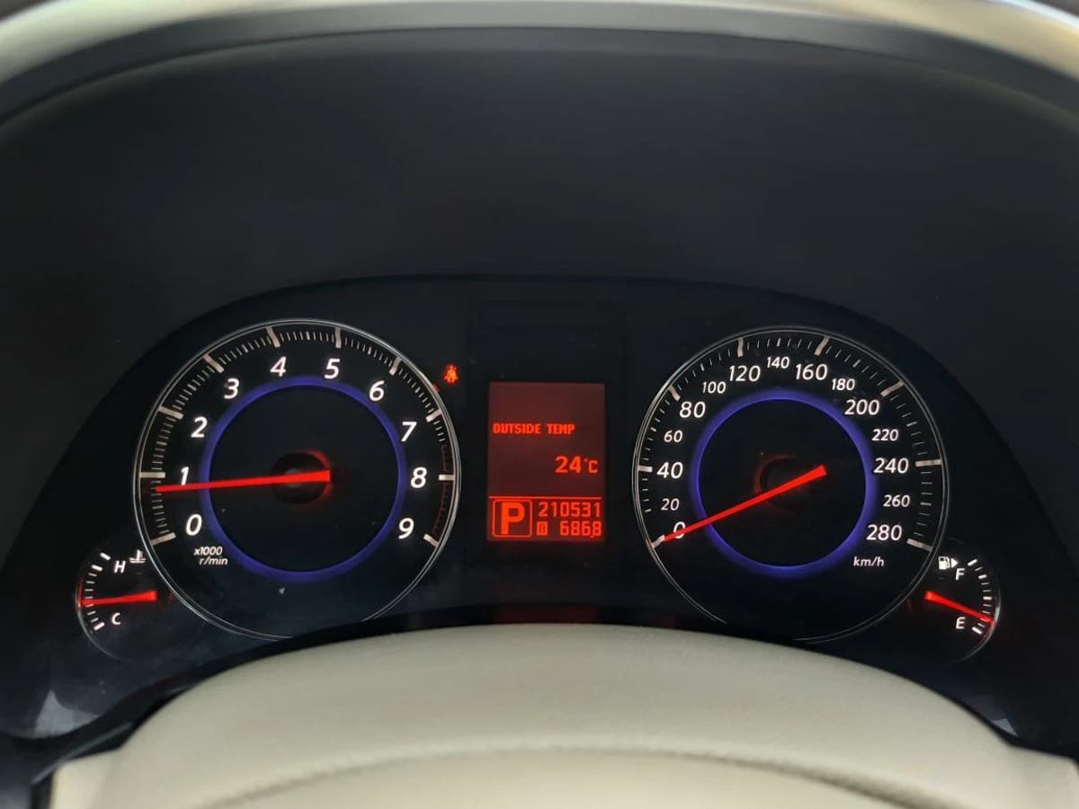 Infiniti FX