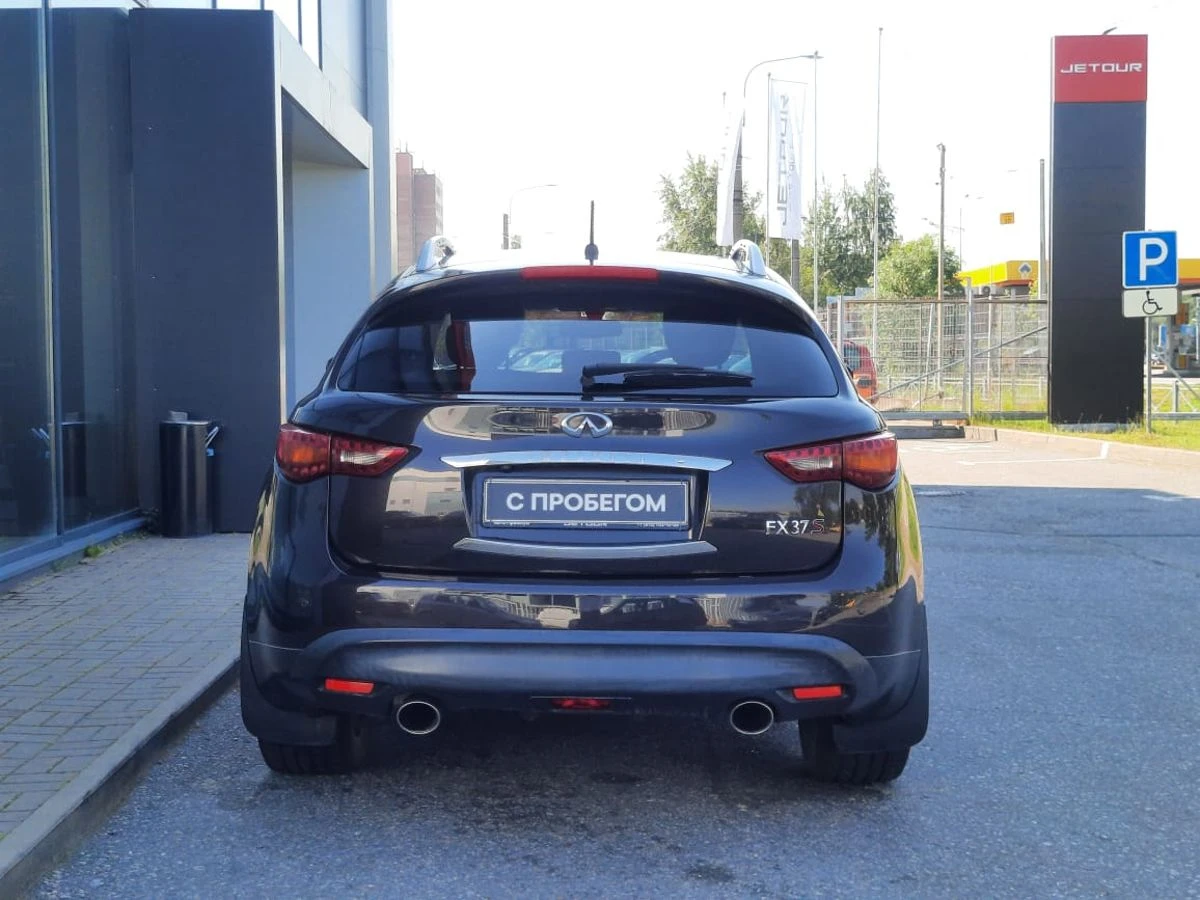 Infiniti FX