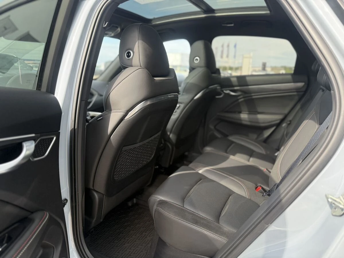 Geely Tugella