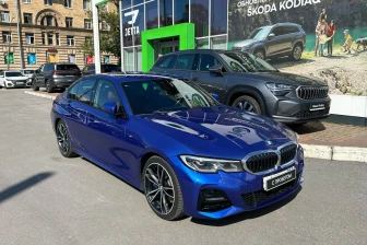 Купить BMW с пробегом в Санкт-Петербурге