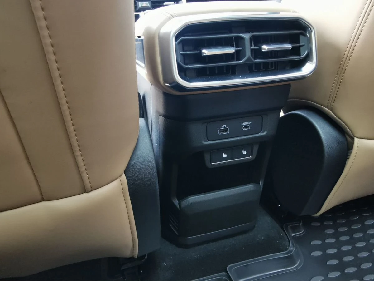 JETOUR T2