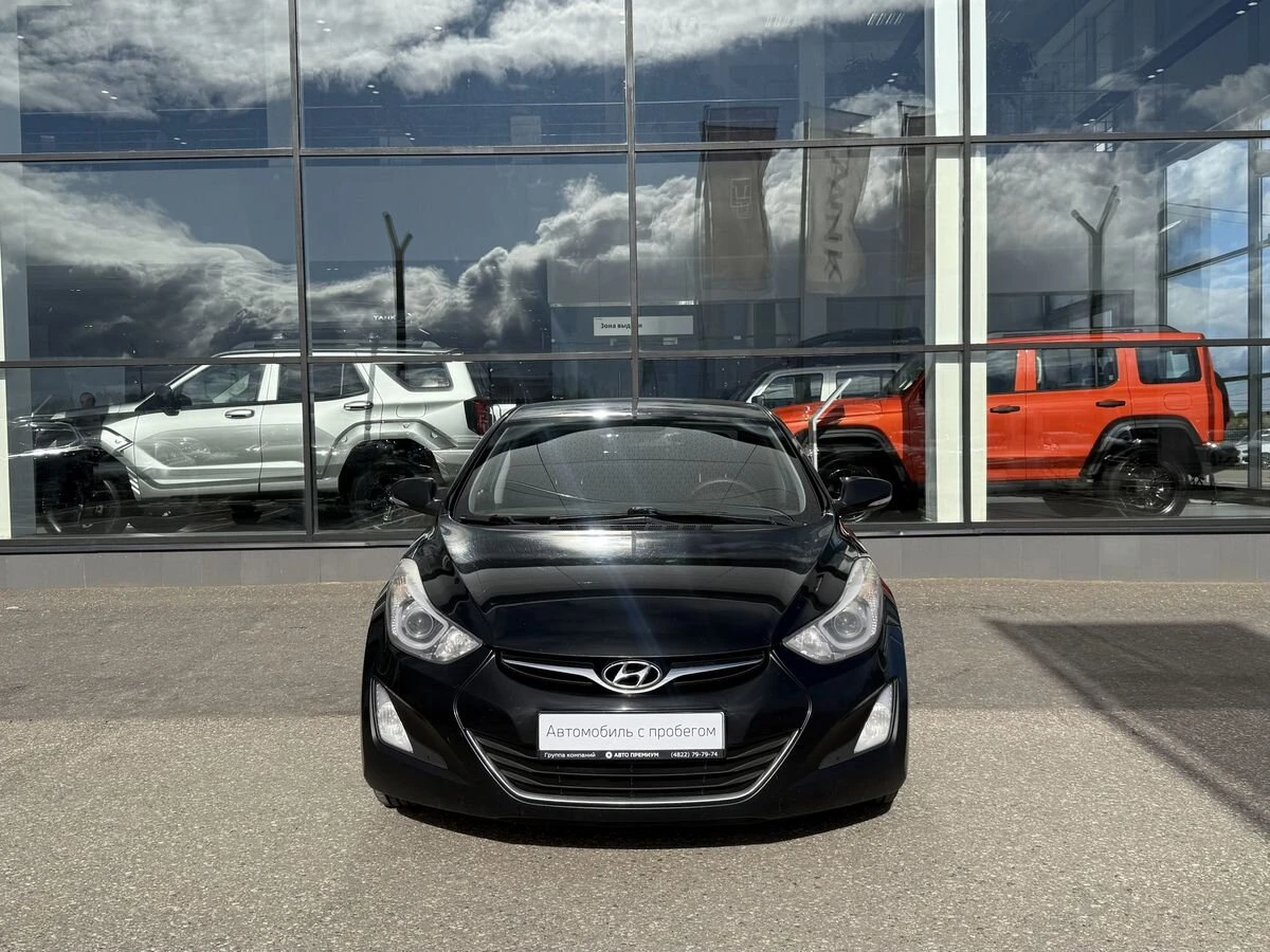 Hyundai Elantra