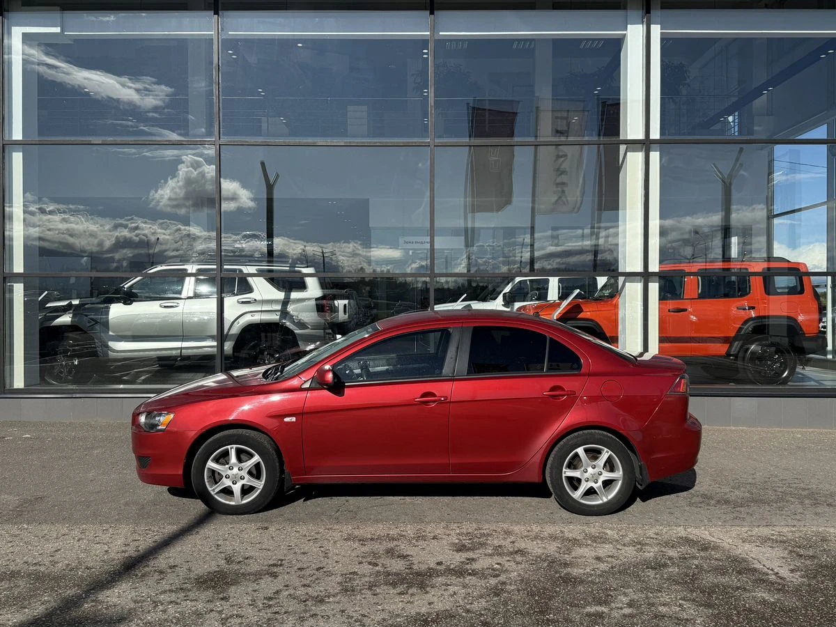 Mitsubishi Lancer
