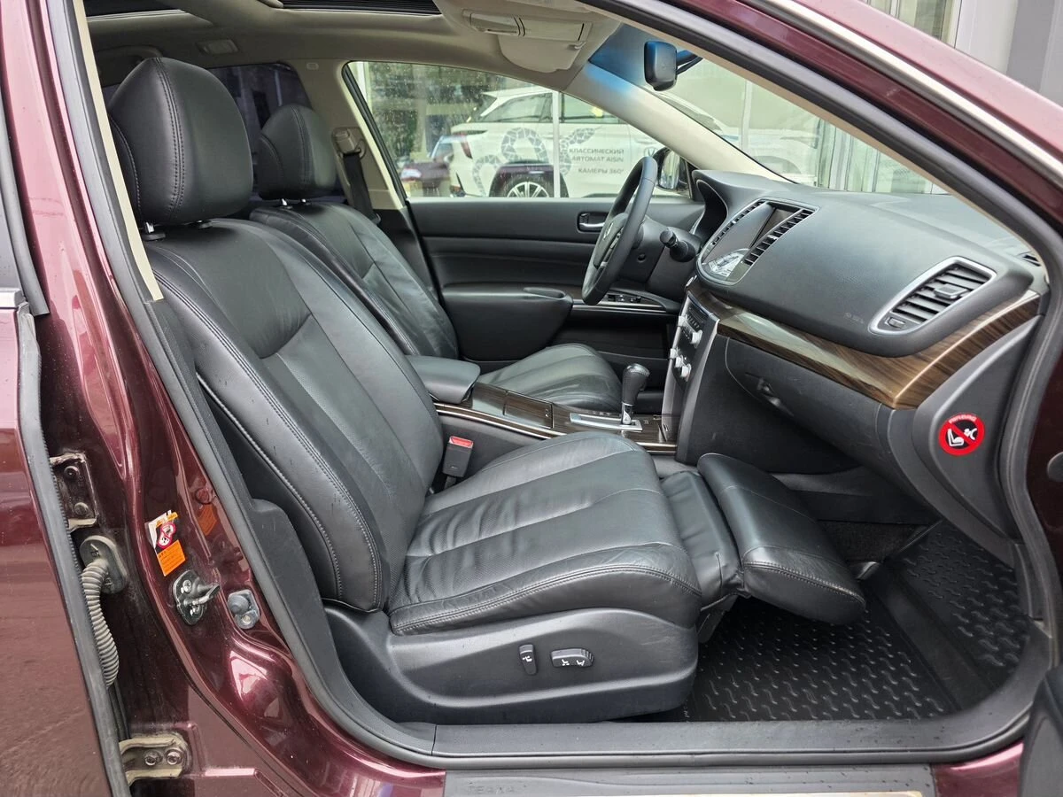 Nissan Teana
