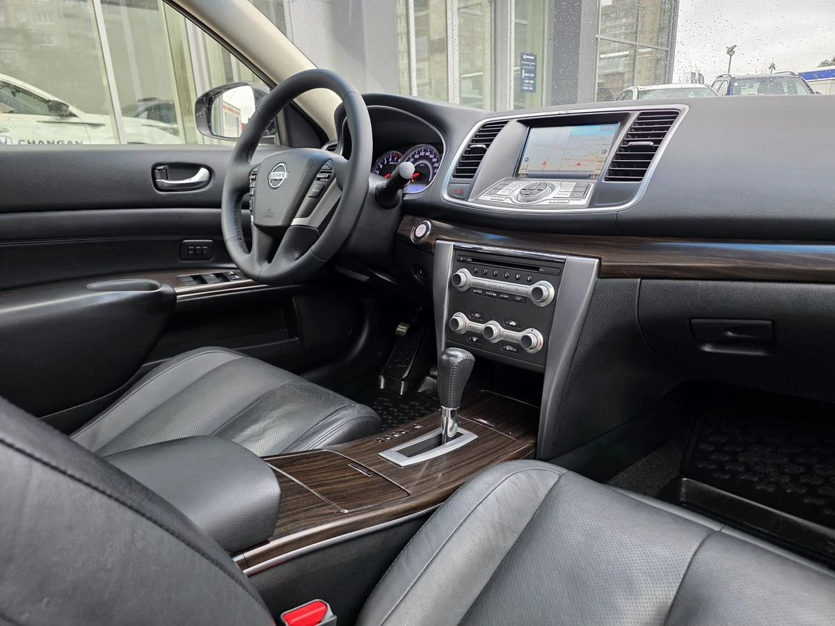 Nissan Teana