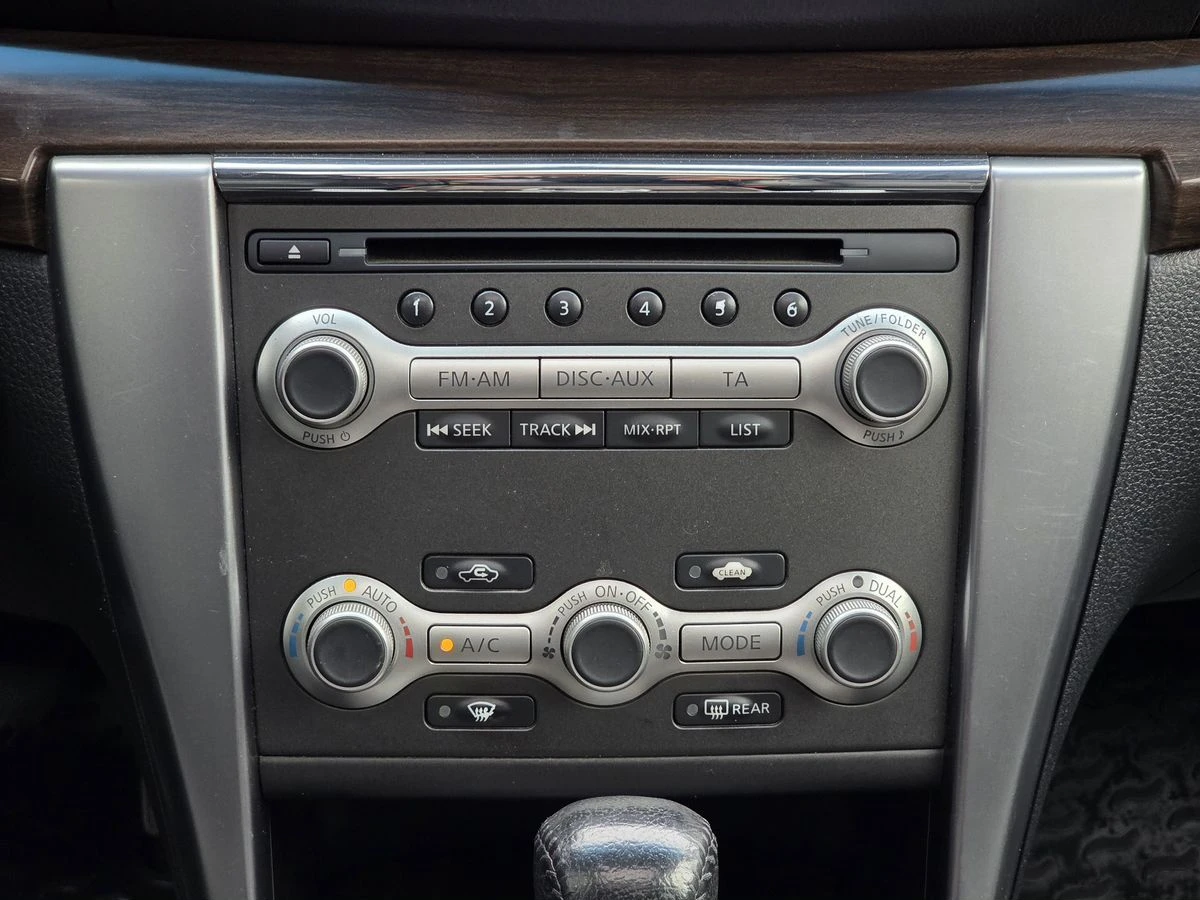 Nissan Teana