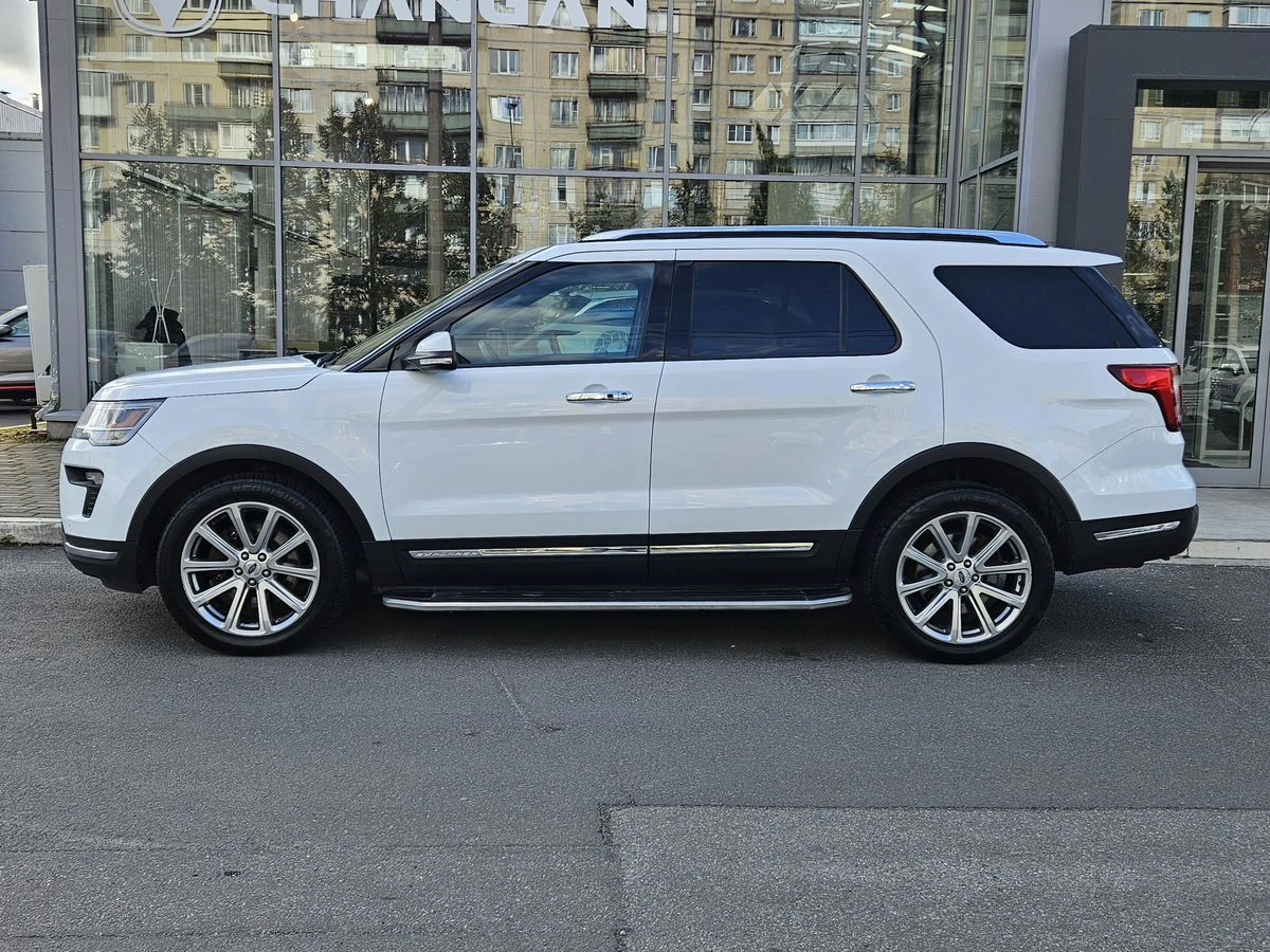 Ford Explorer
