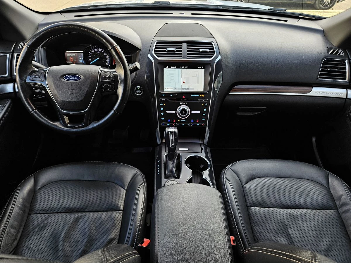 Ford Explorer