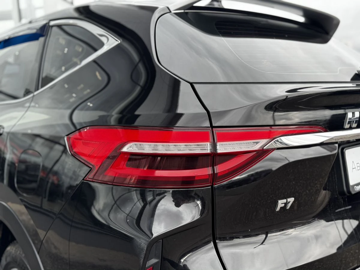 Haval F7