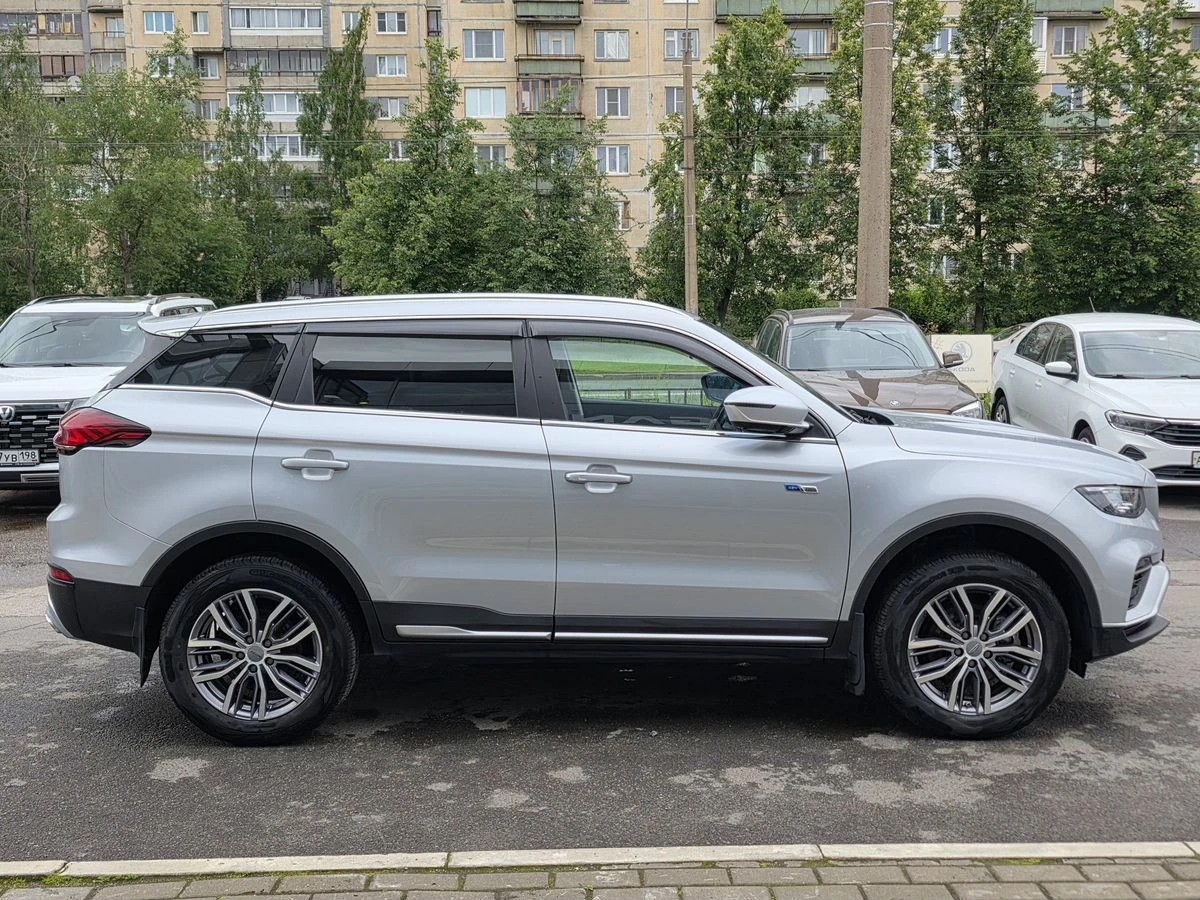 Geely Atlas Pro