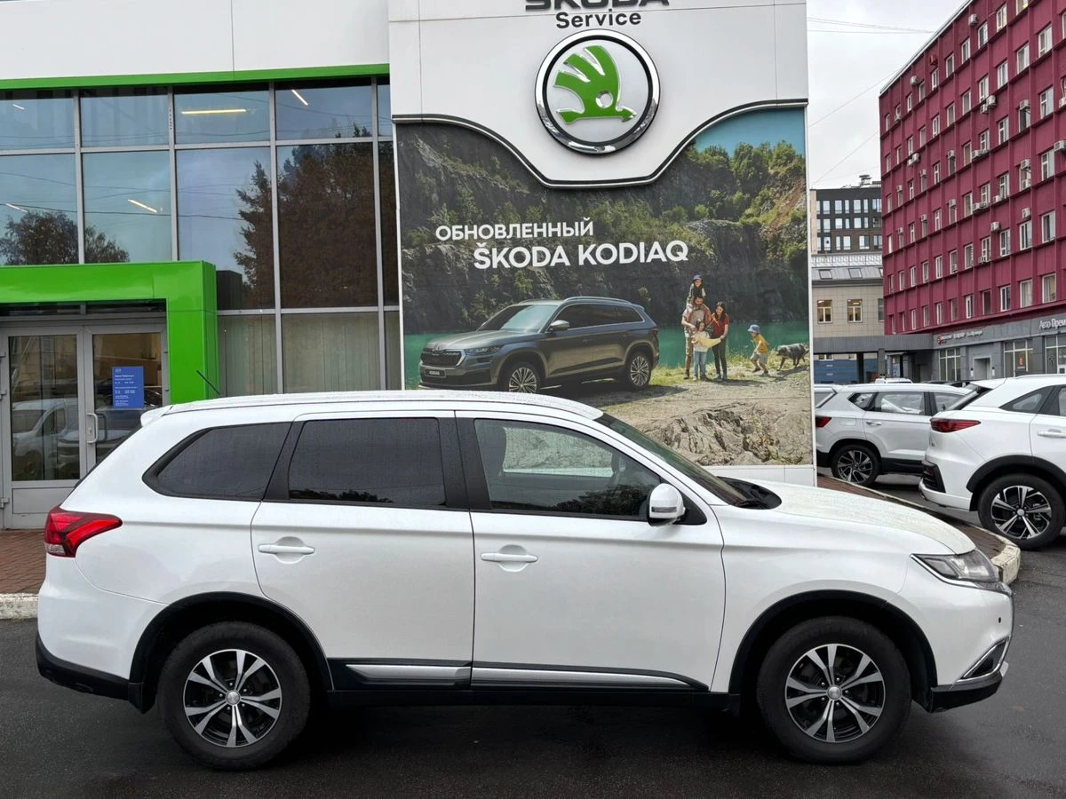 Mitsubishi Outlander