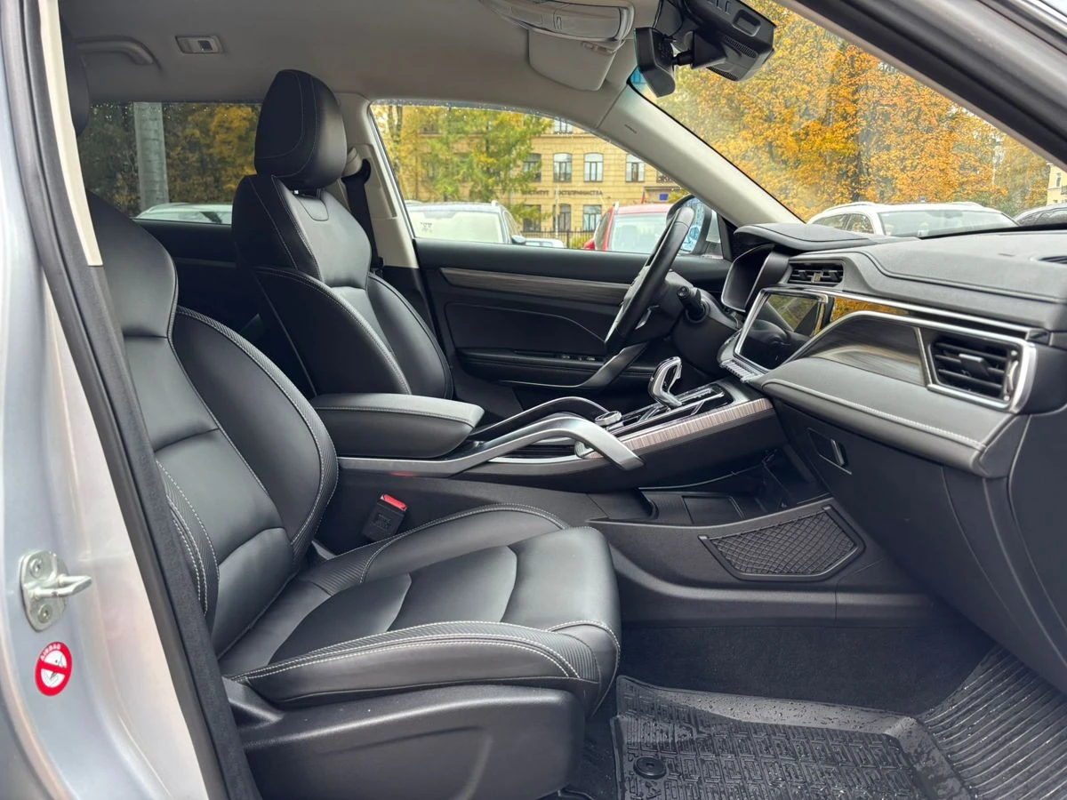 Geely Atlas Pro