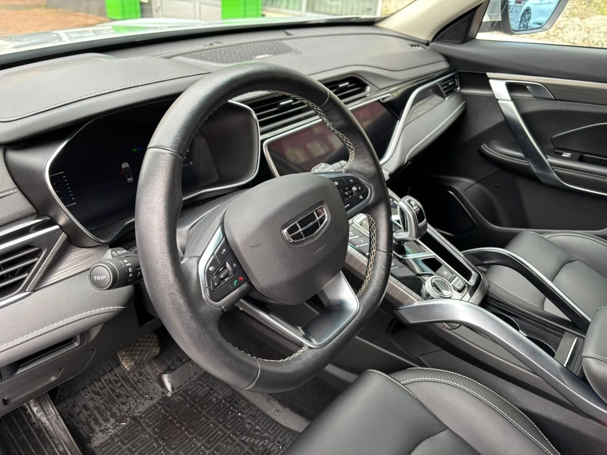 Geely Atlas Pro