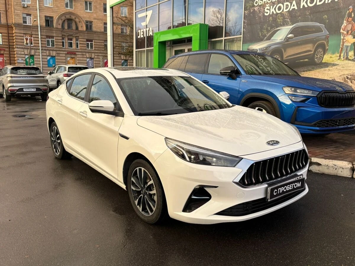 JAC J7