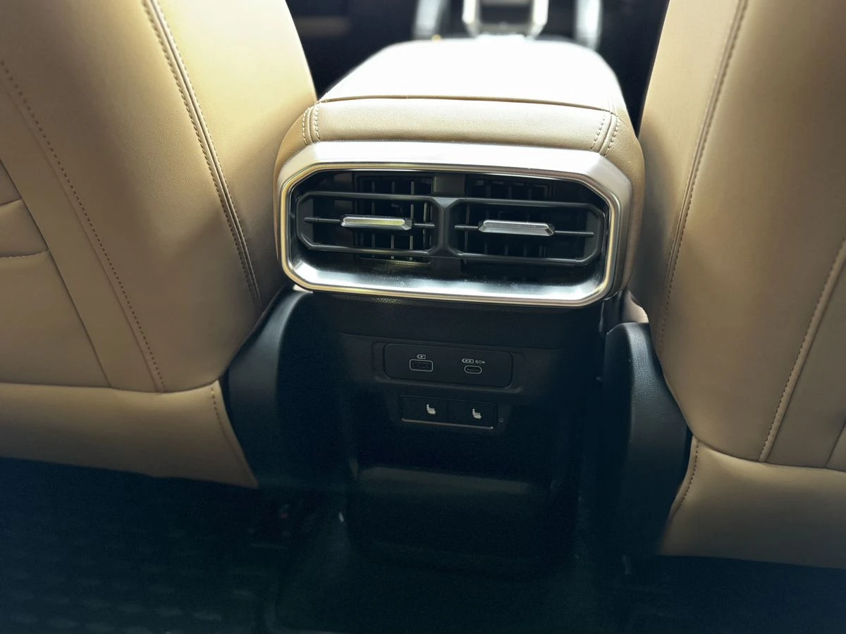 JETOUR T2