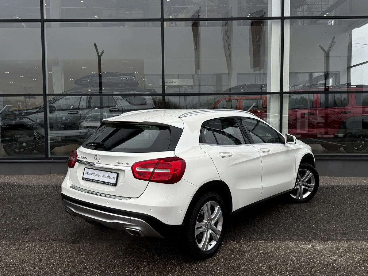 Mercedes-Benz GLA