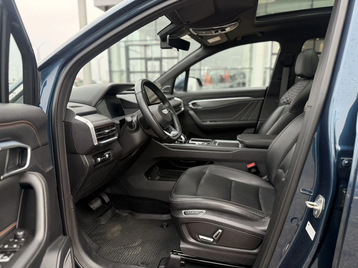 Geely Okavango