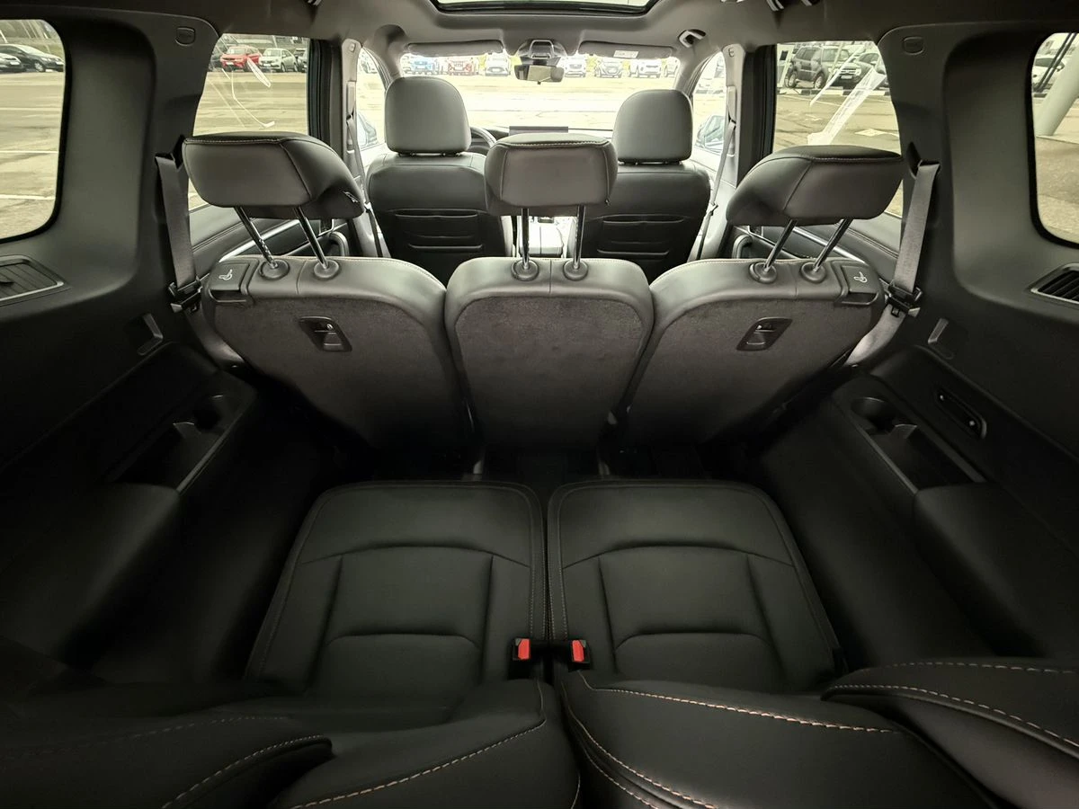 Geely Okavango