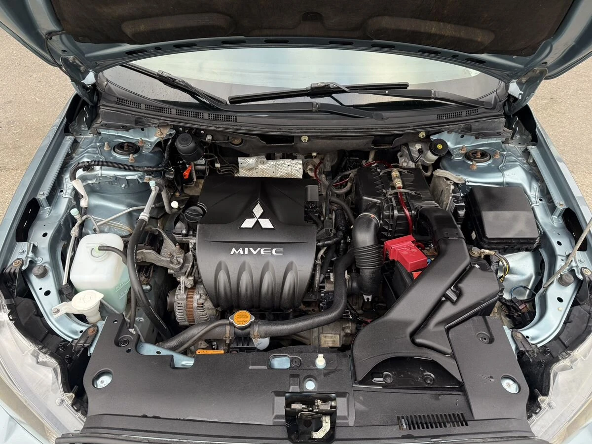 Mitsubishi Lancer