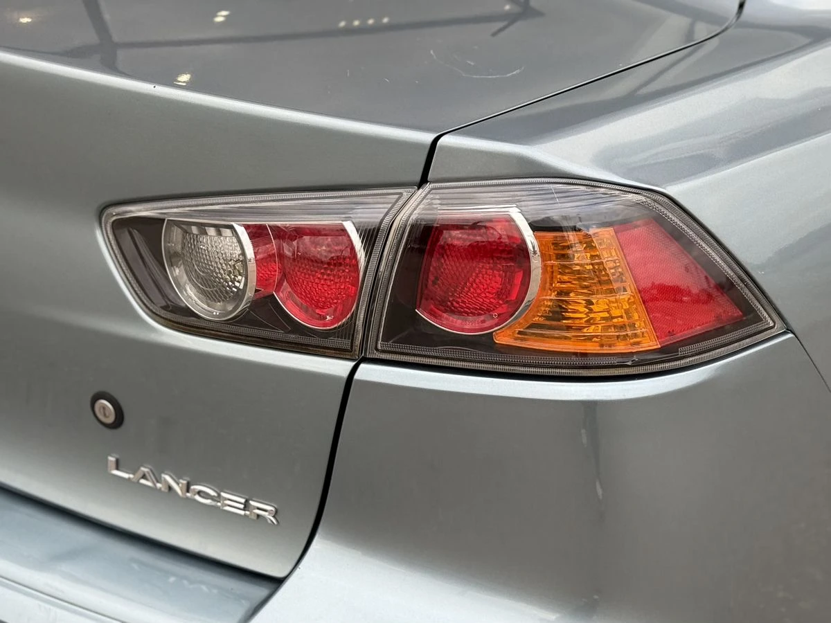 Mitsubishi Lancer