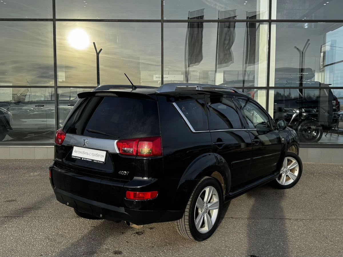 Peugeot 4007