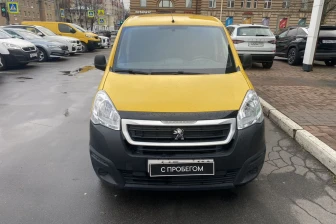 Купить Peugeot с пробегом в Санкт-Петербурге