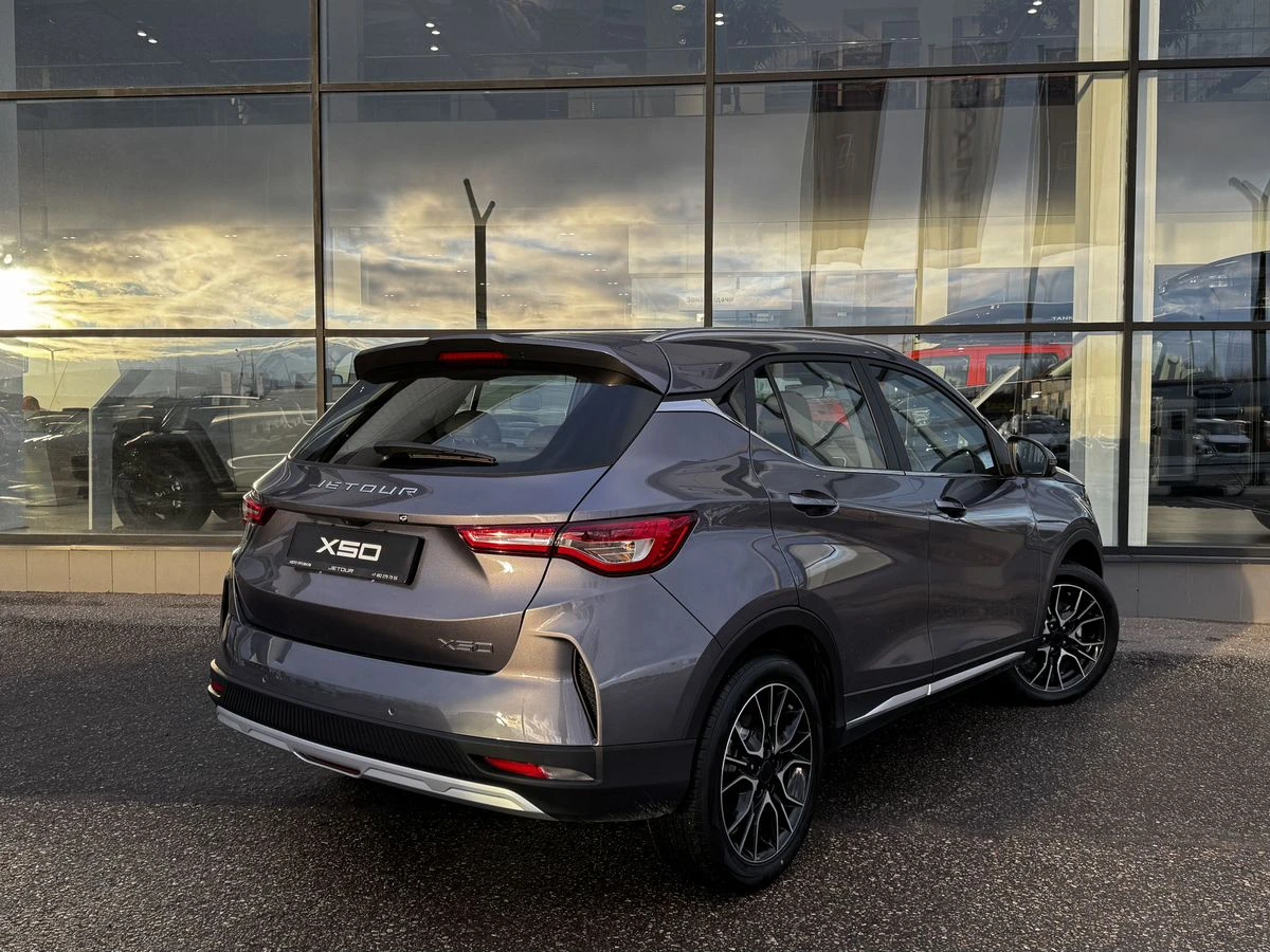 JETOUR X50