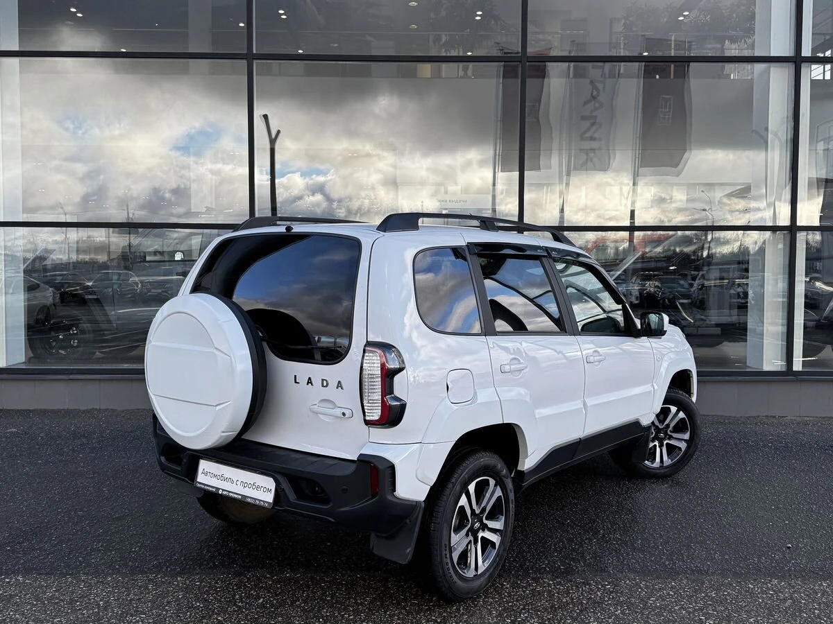 Lada (ВАЗ) Niva Travel