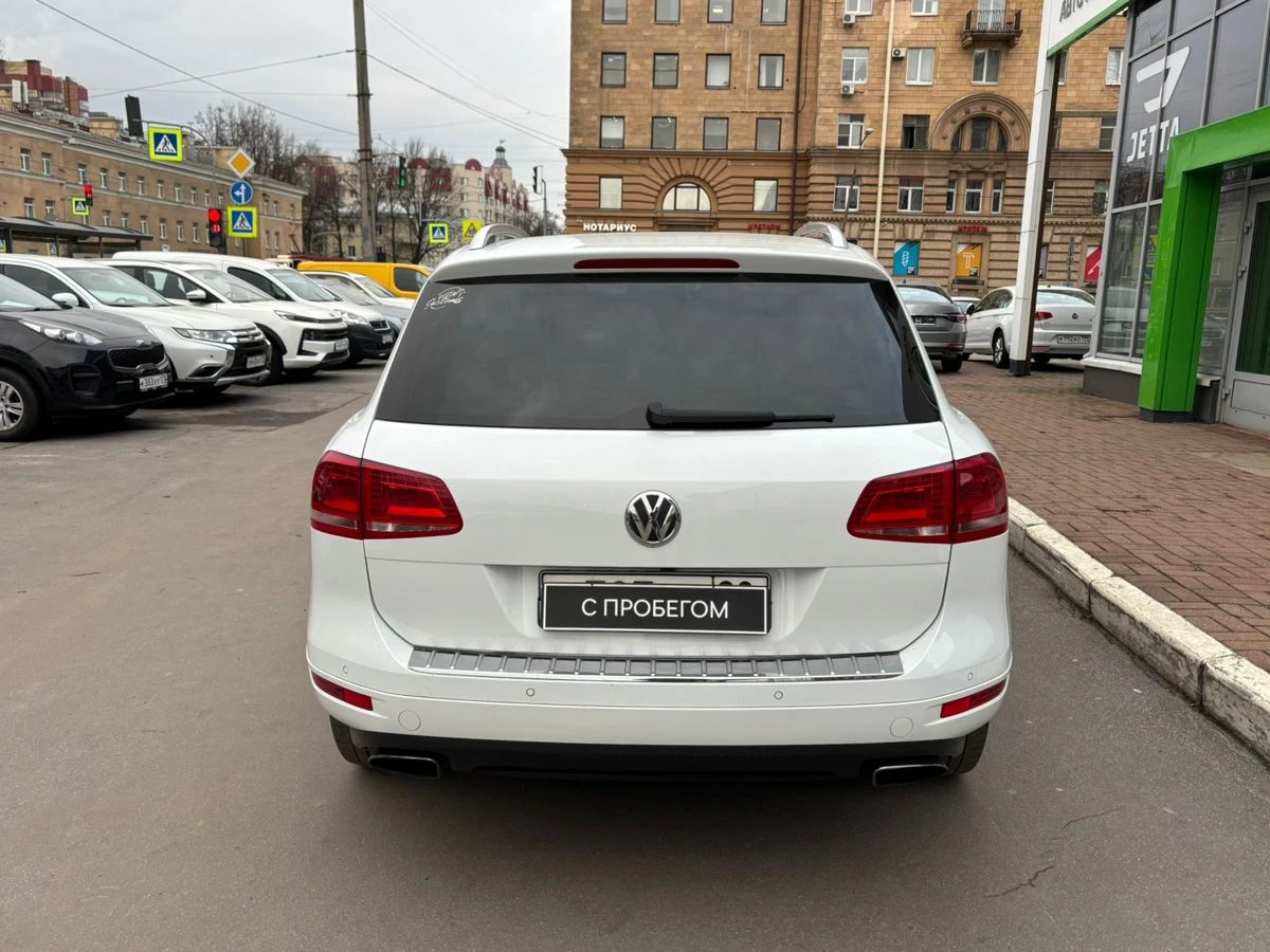 Volkswagen Touareg