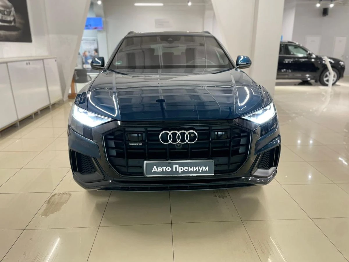 Audi Q8