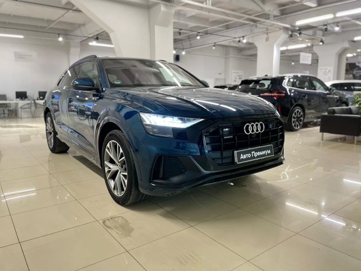 Audi Q8