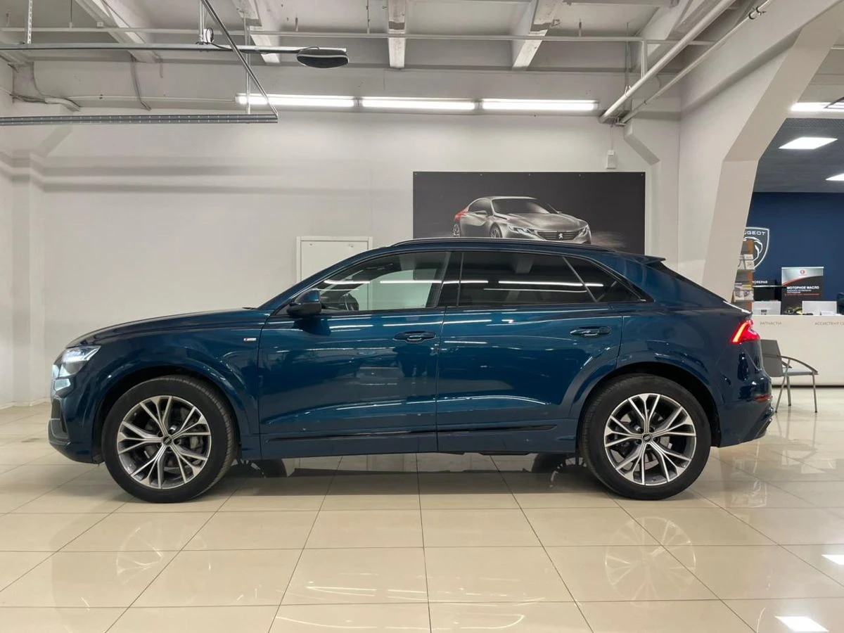 Audi Q8
