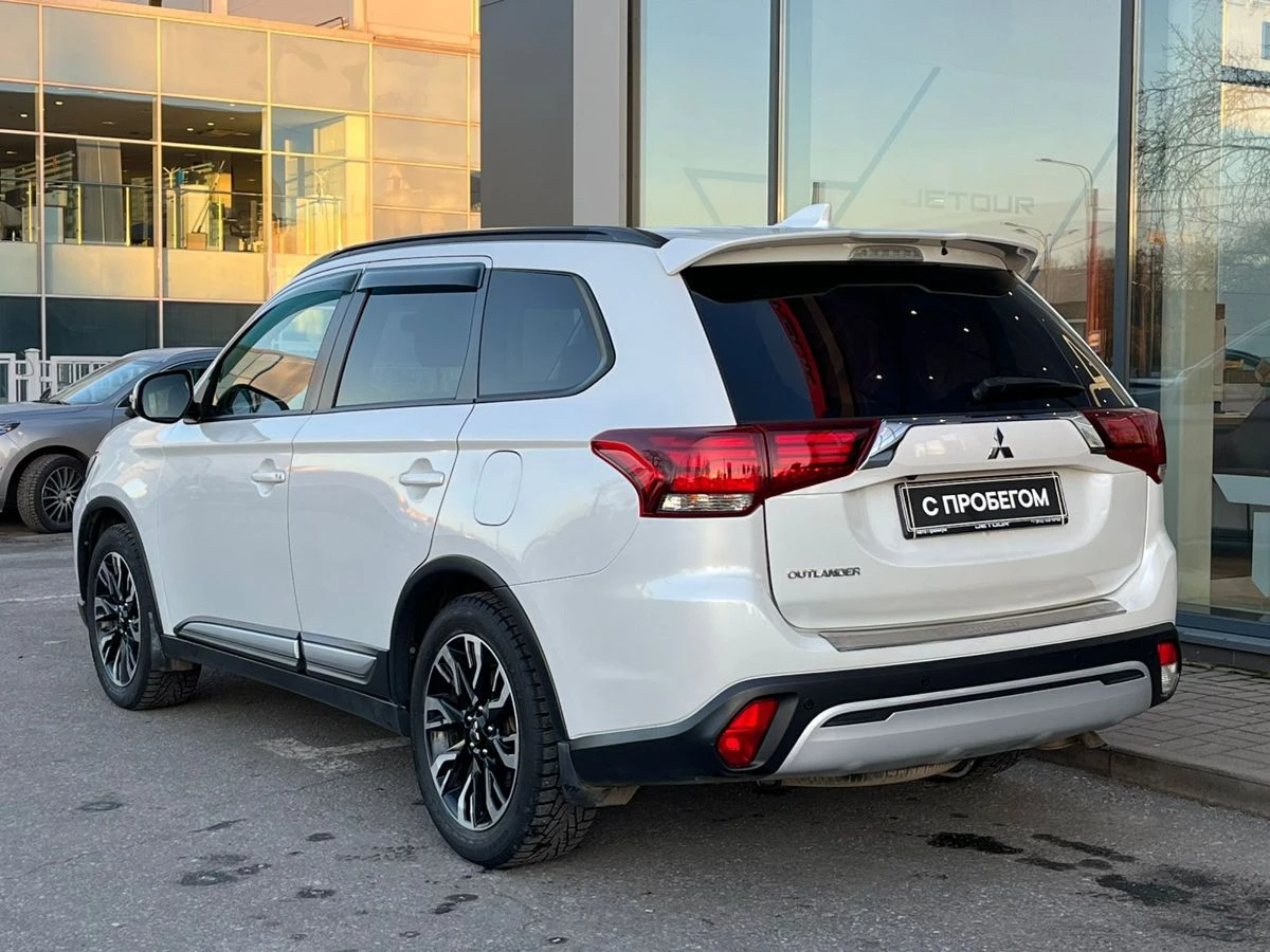 Mitsubishi Outlander