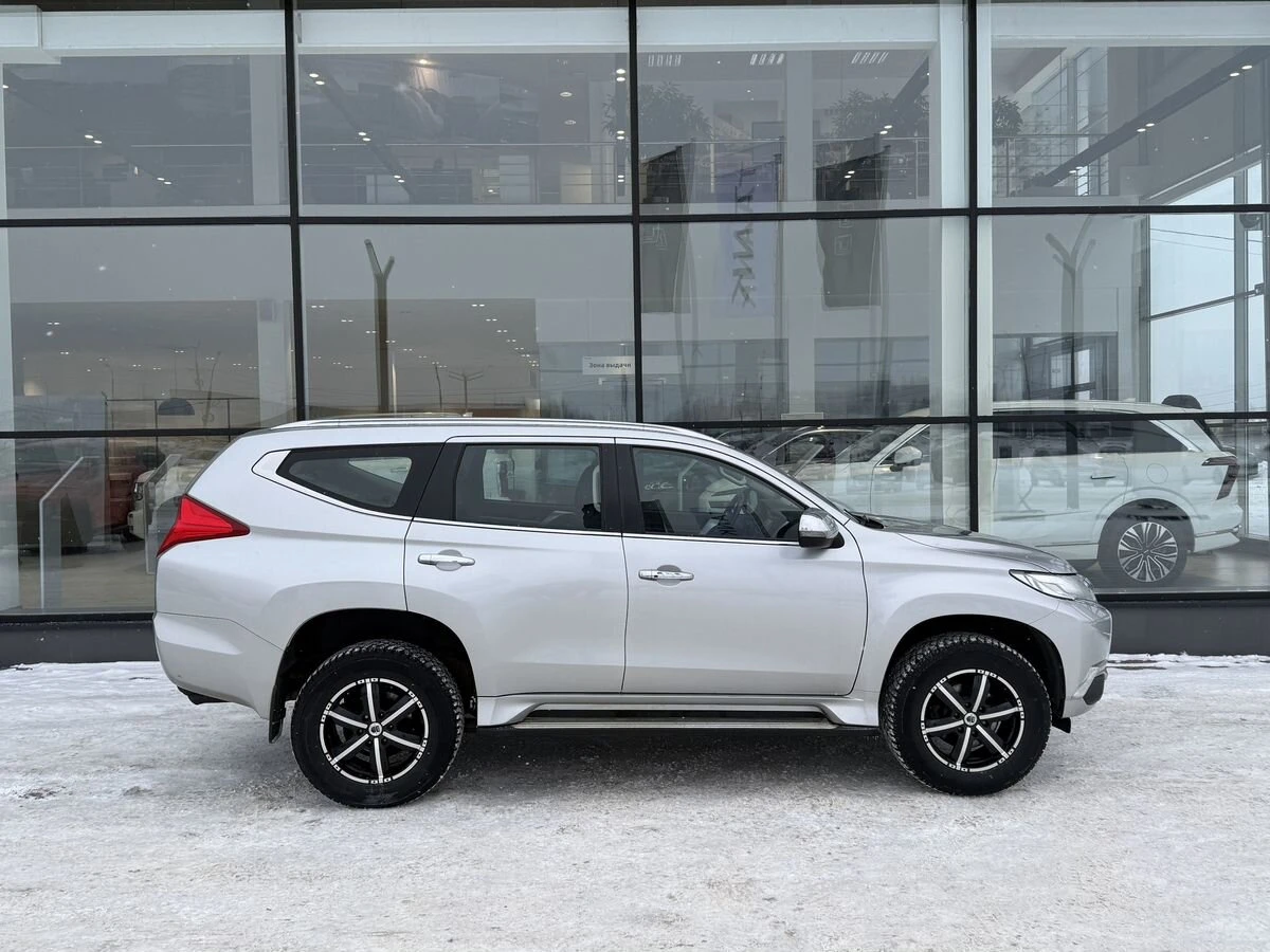 Mitsubishi Pajero Sport