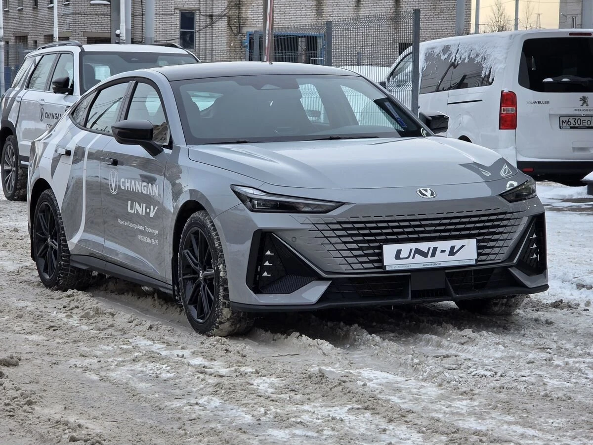 Changan UNI-V