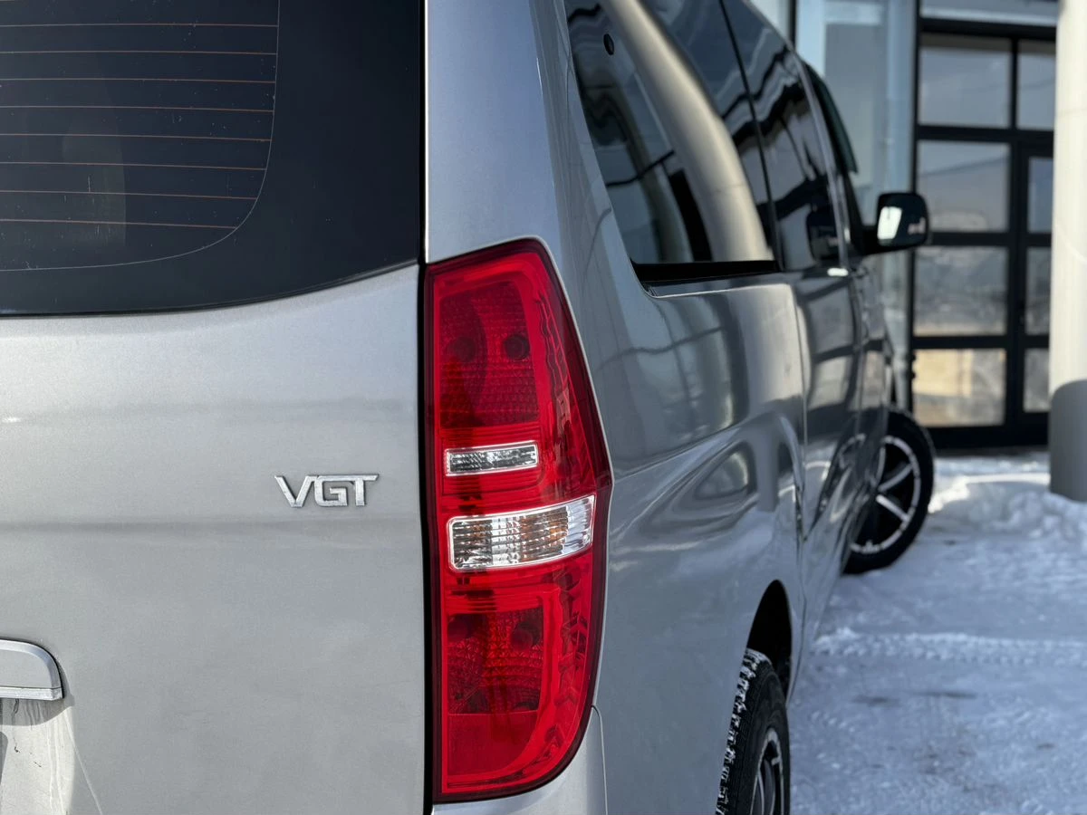 Hyundai Grand Starex