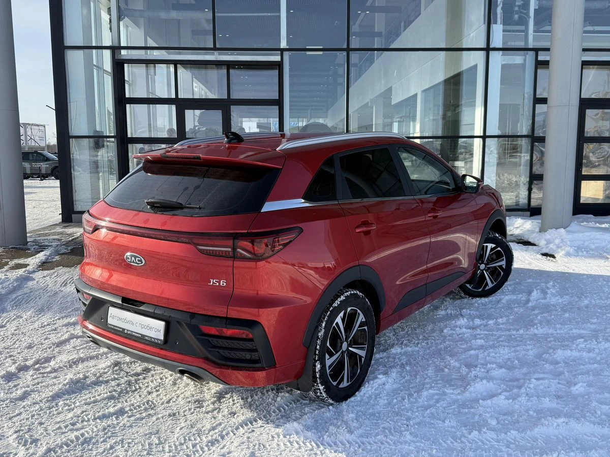 JAC JS6