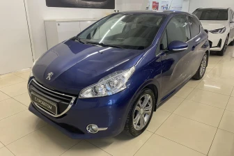Купить Peugeot с пробегом в Санкт-Петербурге