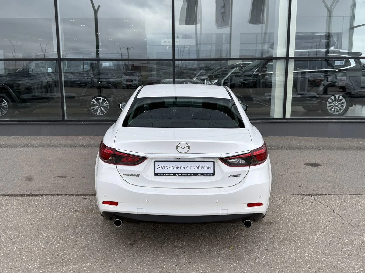 Mazda 6