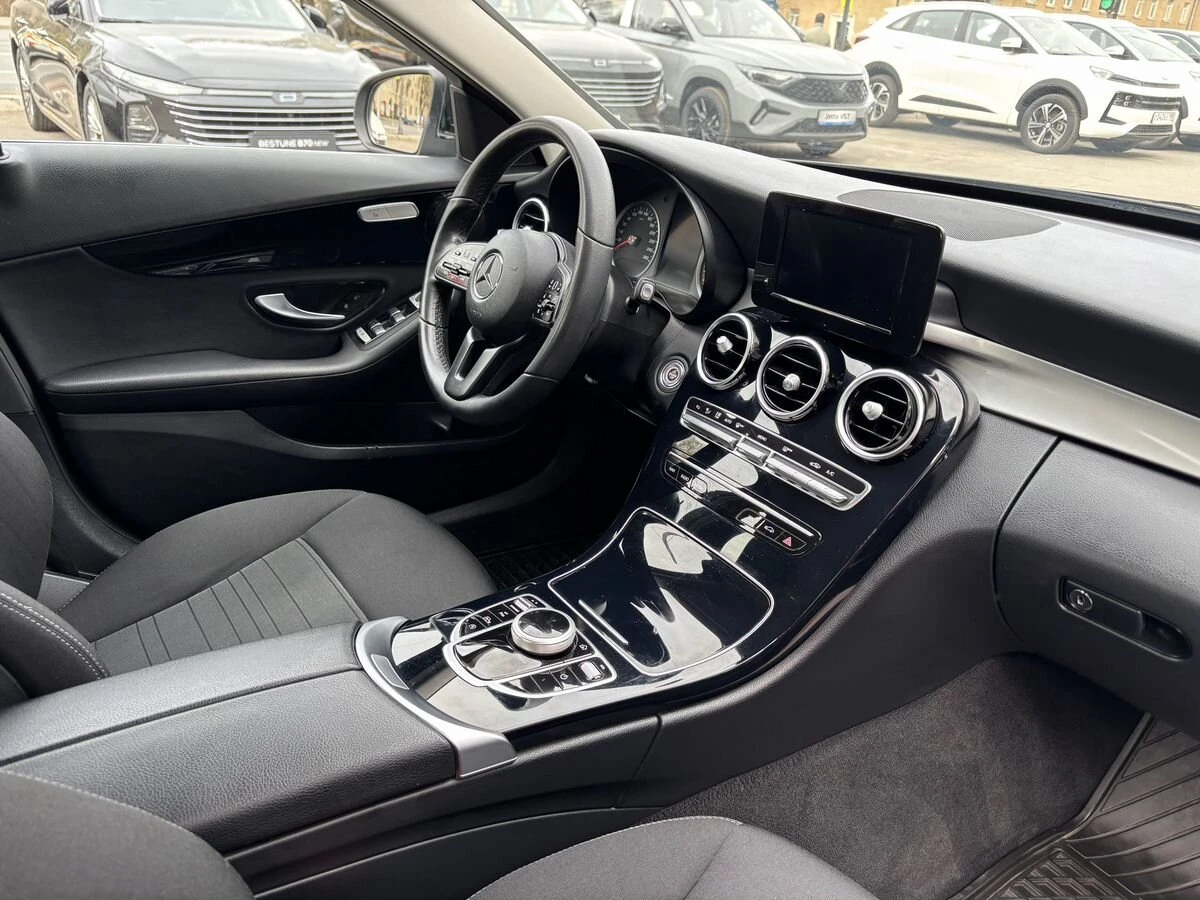 Mercedes-Benz C-Класс