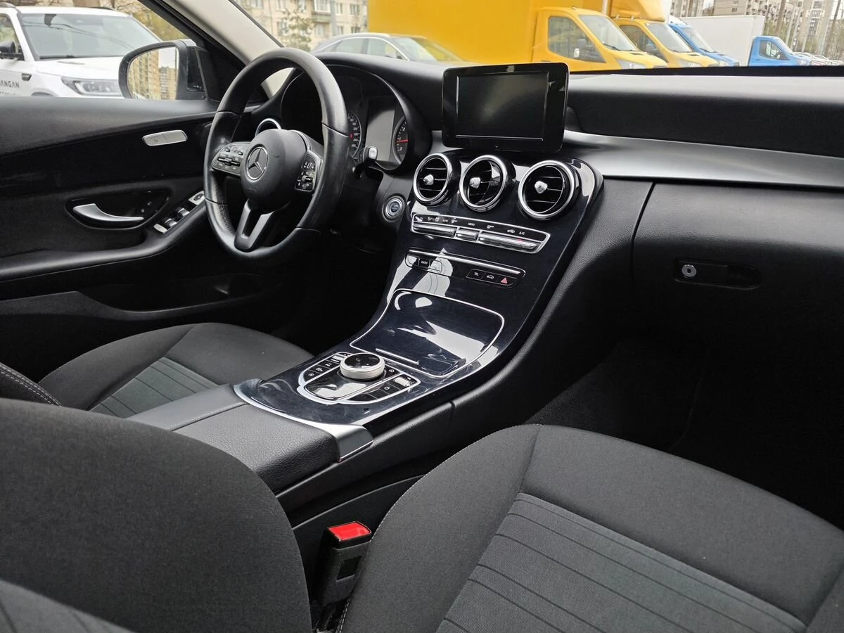 Mercedes-Benz C-Класс