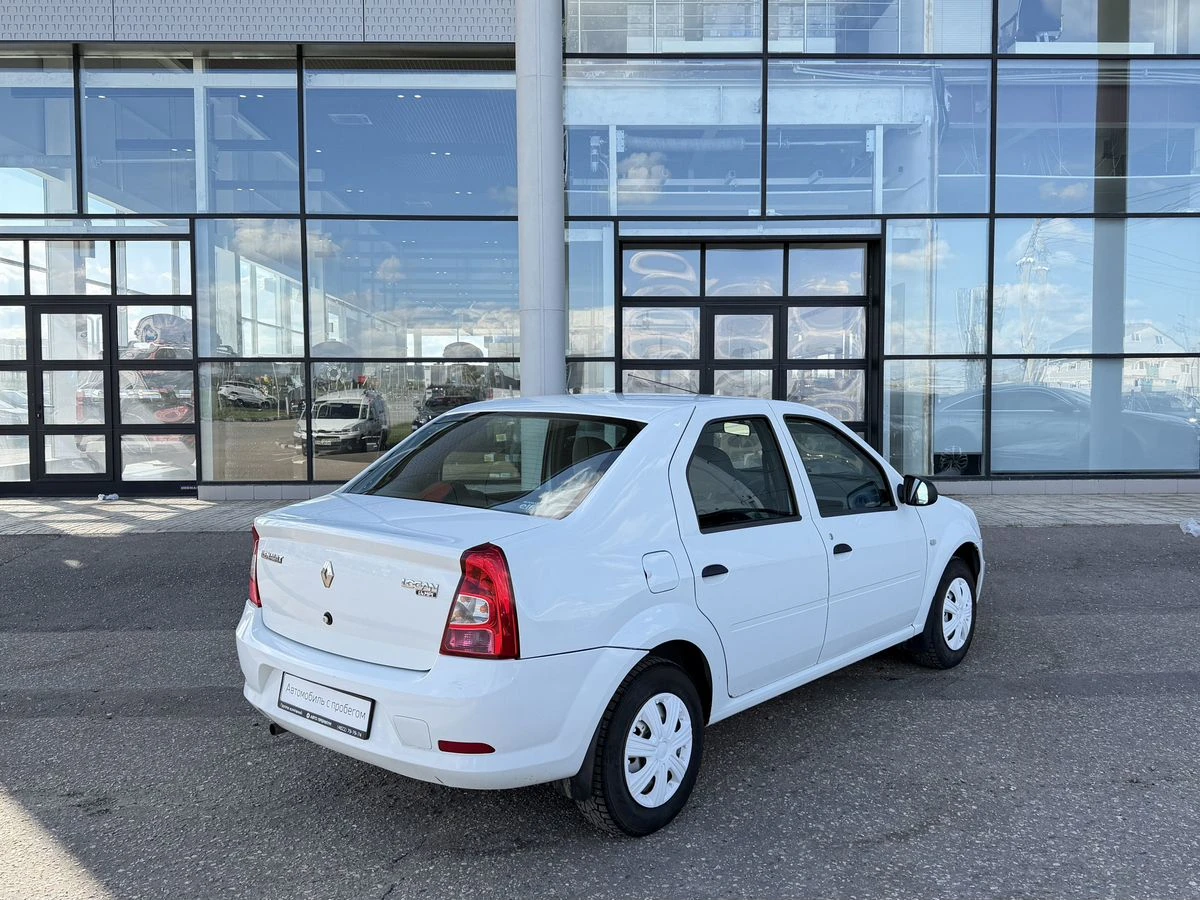 Renault Logan