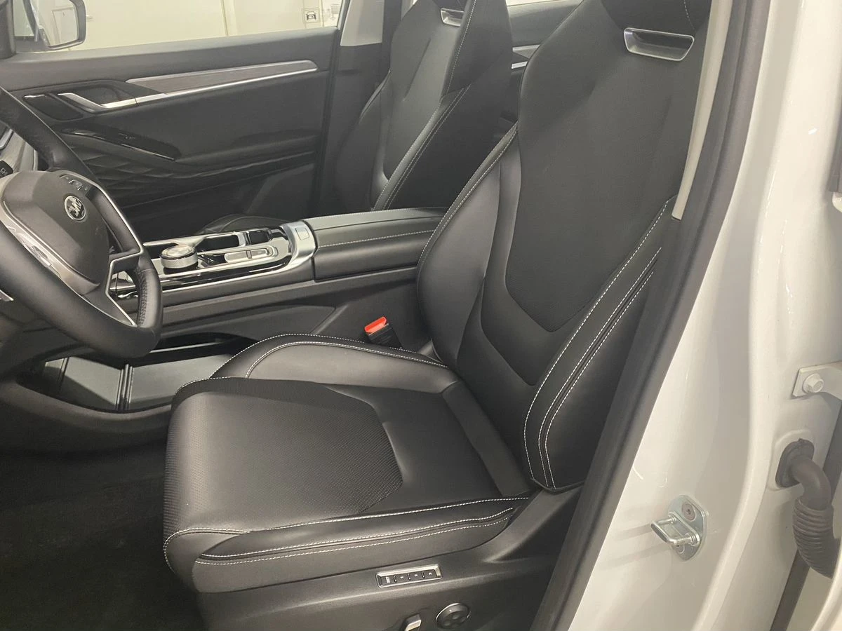 JAC JS6
